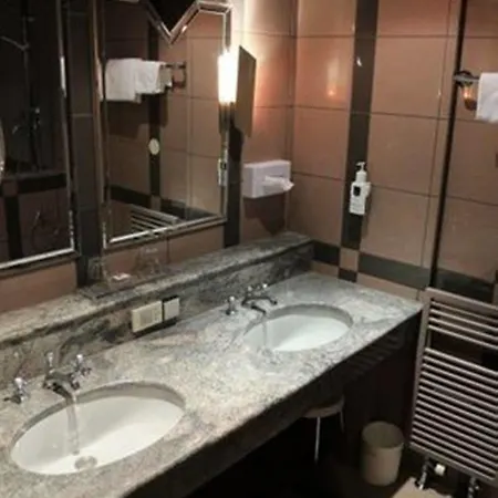 Asam Hotel